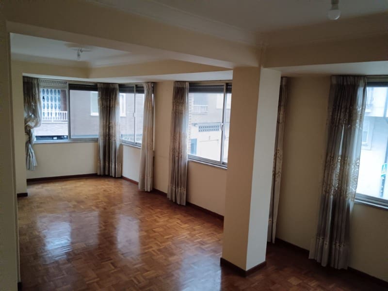 3 bedroom Flat for sale in Ferrol - € 93,500 (Ref: 9679668)