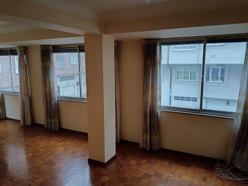 3 bedroom Flat for sale in Ferrol - € 93,500 (Ref: 9679668)