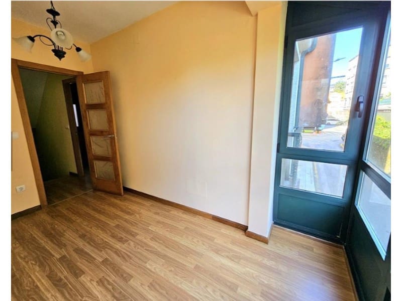 4 quarto Moradia Geminada para venda em A Pobra do Caraminal com garagem - 195 100 € (Ref: 9701486)