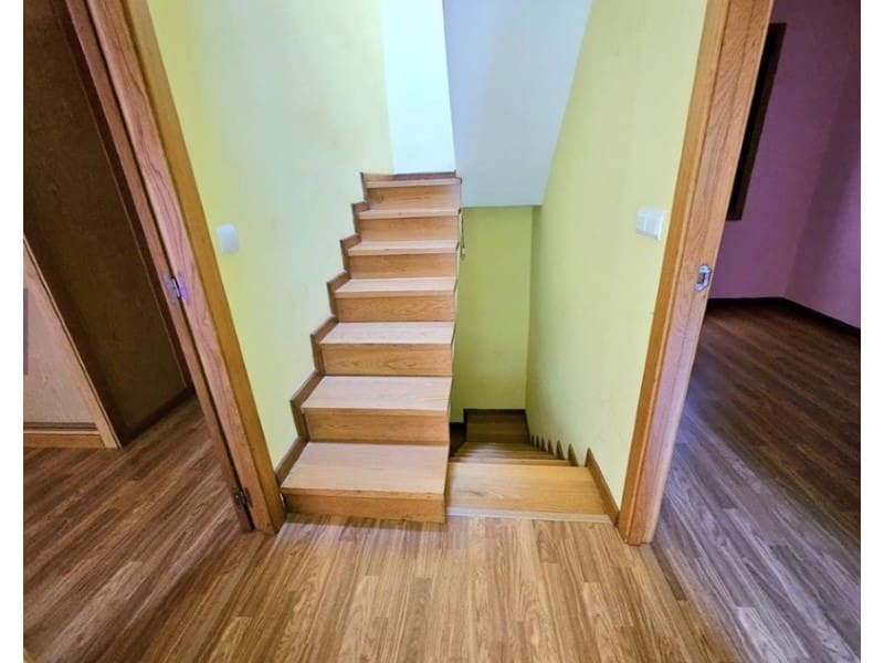 4 quarto Moradia Geminada para venda em A Pobra do Caraminal com garagem - 195 100 € (Ref: 9701486)