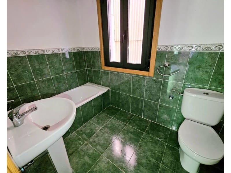 4 quarto Moradia Geminada para venda em A Pobra do Caraminal com garagem - 195 100 € (Ref: 9701486)