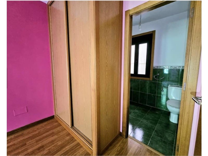 4 quarto Moradia Geminada para venda em A Pobra do Caraminal com garagem - 195 100 € (Ref: 9701486)