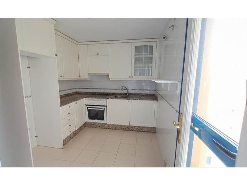 2 soveværelse Lejlighed til salg i A Coruna by med garage - € 260.000 (Ref: 9701487)