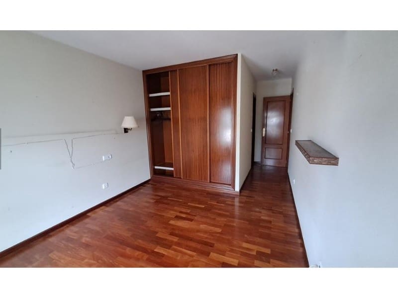 2 soveværelse Lejlighed til salg i A Coruna by med garage - € 260.000 (Ref: 9701487)