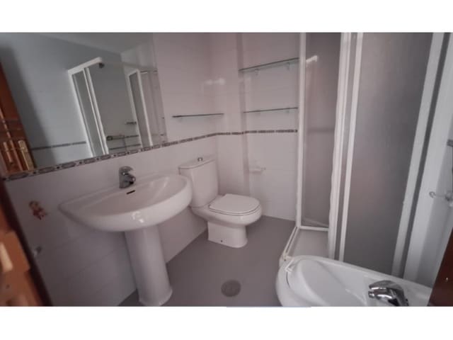 2 soveværelse Lejlighed til salg i A Coruña by med garage - € 260.000 (Ref: 9701487)