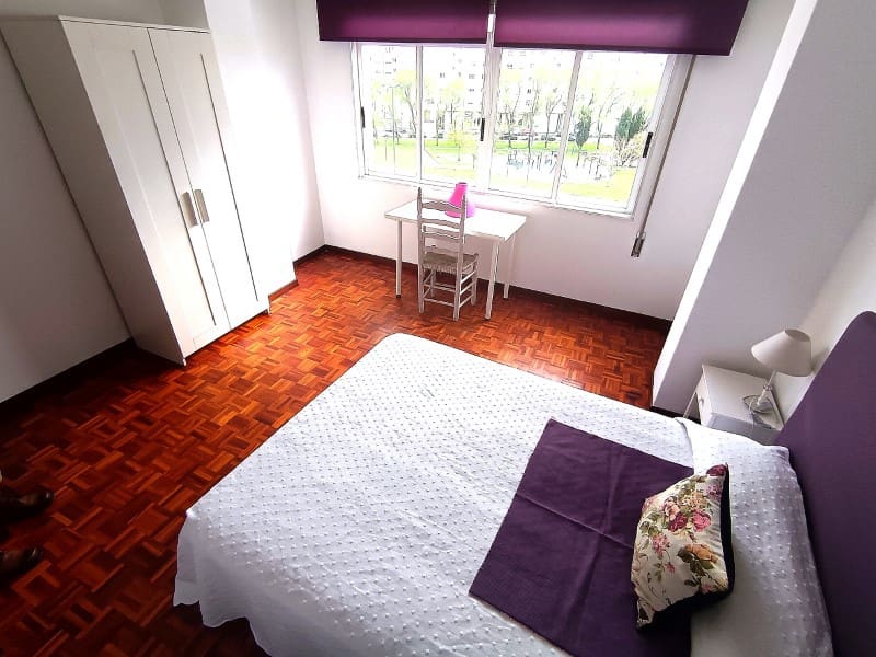 3 bedroom Flat for rent in Ferrol - € 700 (Ref: 9711819)