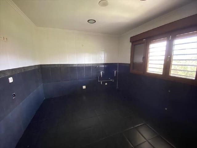 4 slaapkamer Villa te koop in Fisterra met garage - € 247.900 (Ref: 9714734)