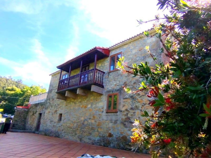 4 bedroom Villa for sale in Ferrol - € 297,000 (Ref: 9721485)