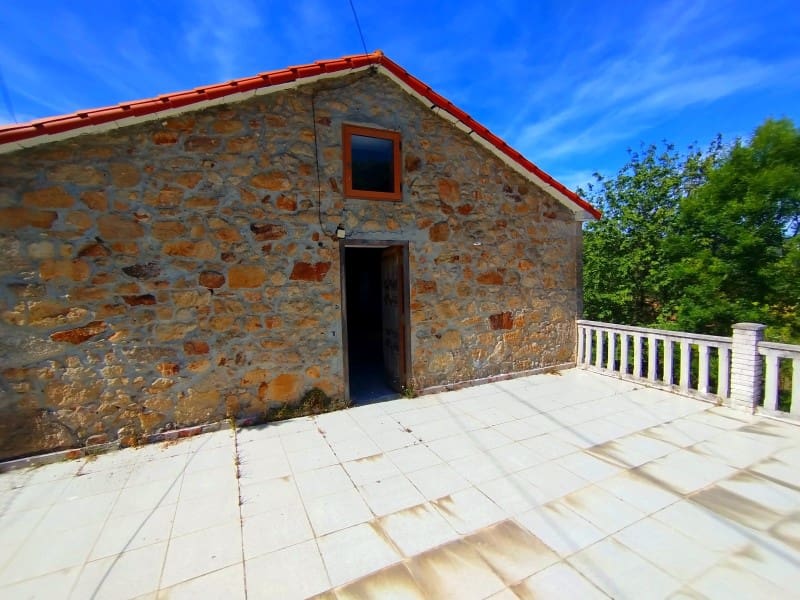 4 bedroom Villa for sale in Ferrol - € 297,000 (Ref: 9721485)