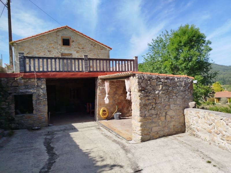 4 bedroom Villa for sale in Ferrol - € 297,000 (Ref: 9721485)