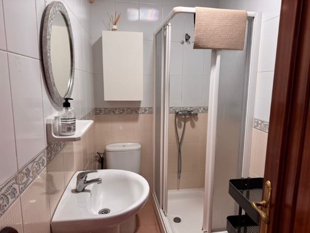 1 soveværelse Lejlighed til leje i Ferrol - € 550 (Ref: 9731884)