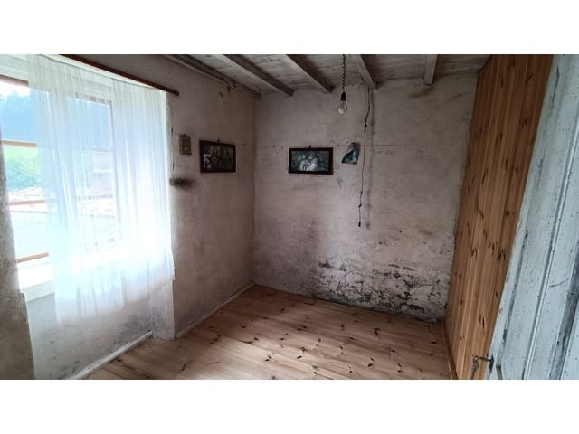 4 bedroom Townhouse for sale in Cerdido - € 105,000 (Ref: 9731886)