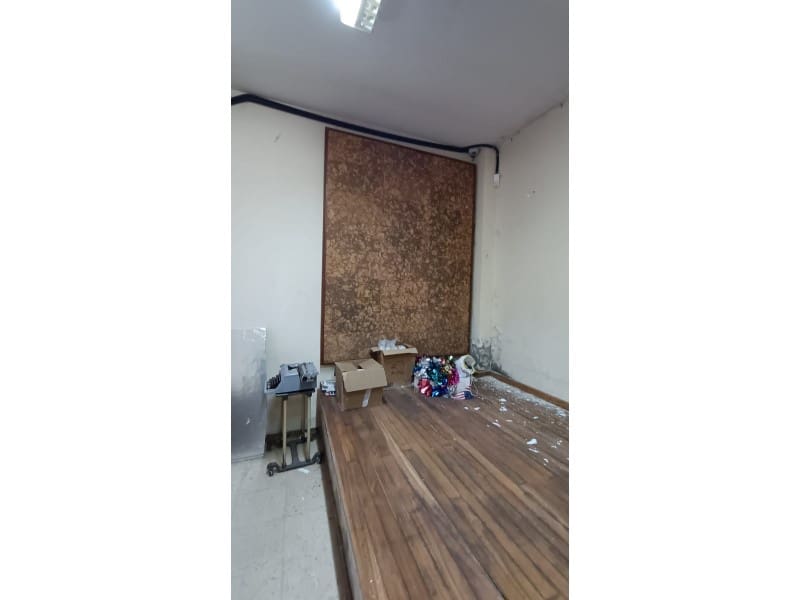 Commercial for sale in Somozas - € 30,000 (Ref: 9745255)