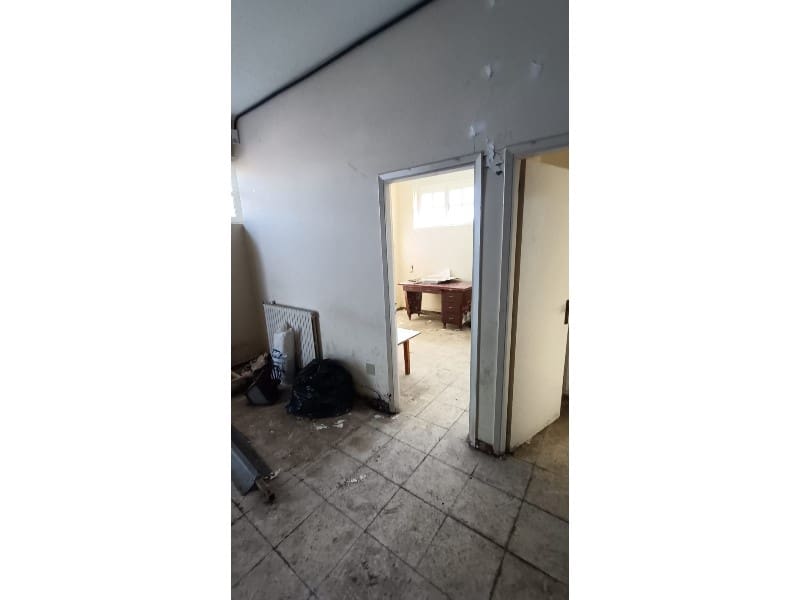 Commercial for sale in Somozas - € 30,000 (Ref: 9745255)