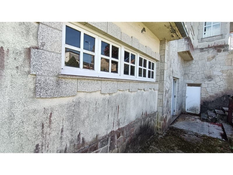 Commercial for sale in Somozas - € 30,000 (Ref: 9745255)