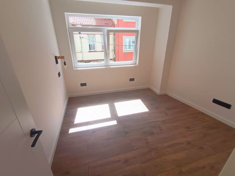 3 soverom Leilighet til salgs i Ferrol - € 145 000 (Ref: 9772999)