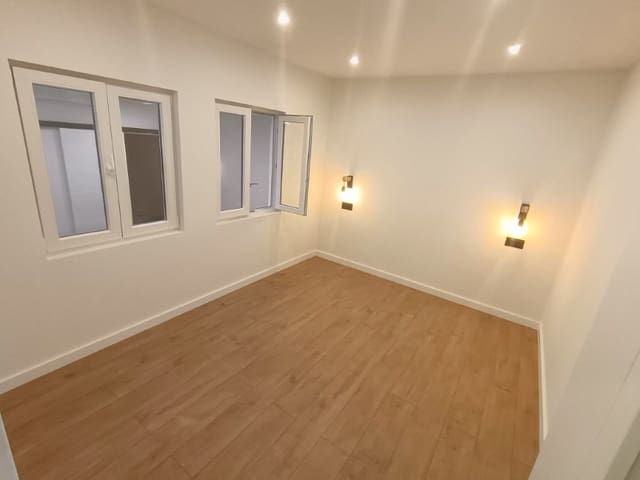 3 soverom Leilighet til salgs i Ferrol - € 145 000 (Ref: 9772999)