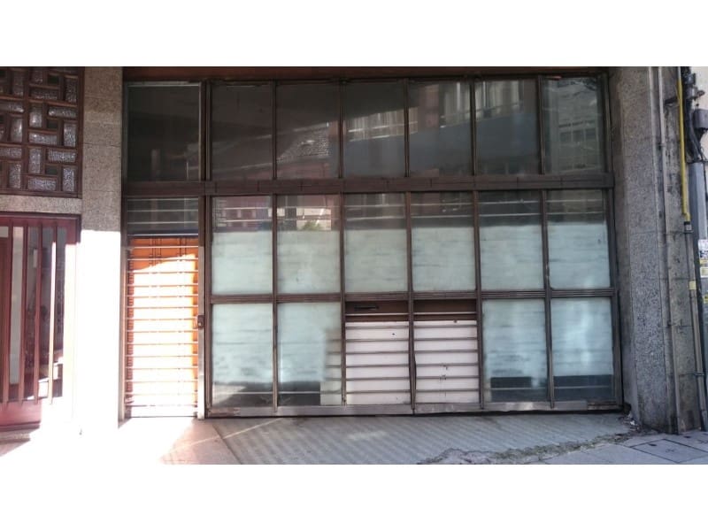 Commercial for sale in Ferrol - € 530,000 (Ref: 9788252)