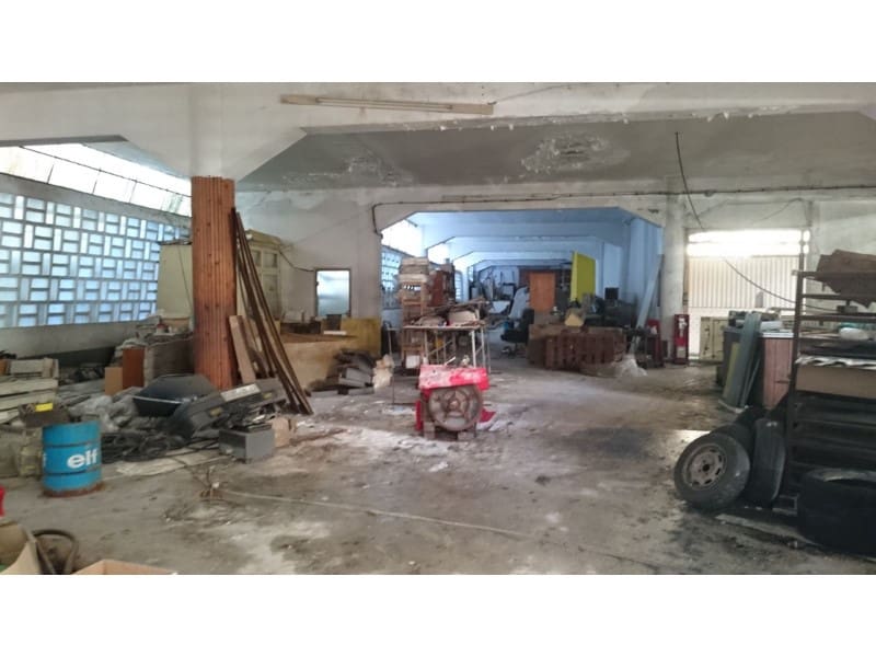 Commercial for sale in Ferrol - € 530,000 (Ref: 9788252)