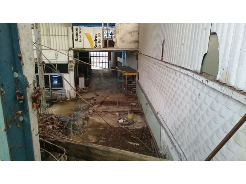 Commercial for sale in Ferrol - € 530,000 (Ref: 9788252)