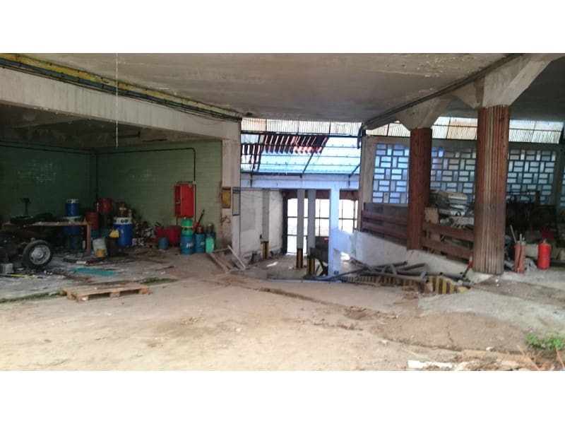 Commercial for sale in Ferrol - € 530,000 (Ref: 9788252)