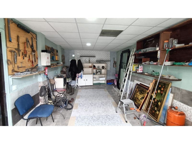 5 bedroom Townhouse for sale in Carino with garage - € 400,000 (Ref: 9788253)