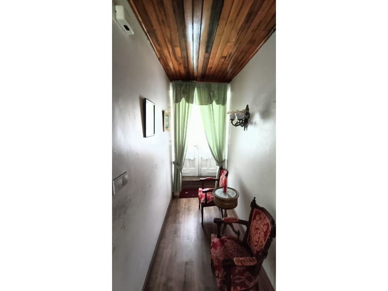 5 bedroom Townhouse for sale in Carino with garage - € 400,000 (Ref: 9788253)