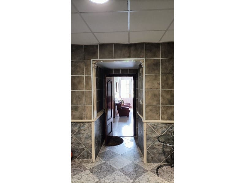 5 bedroom Townhouse for sale in Carino with garage - € 400,000 (Ref: 9788253)