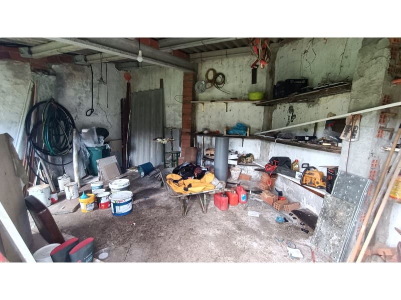 5 bedroom Townhouse for sale in Carino with garage - € 400,000 (Ref: 9788253)