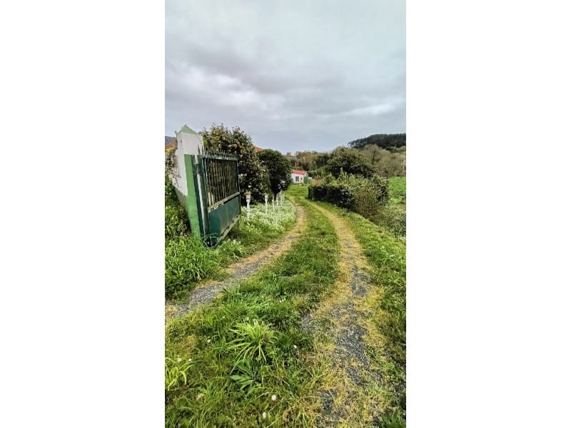 5 bedroom Townhouse for sale in Carino with garage - € 400,000 (Ref: 9788253)