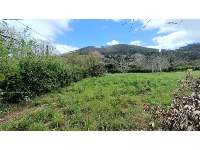 5 bedroom Townhouse for sale in Carino with garage - € 400,000 (Ref: 9788253)