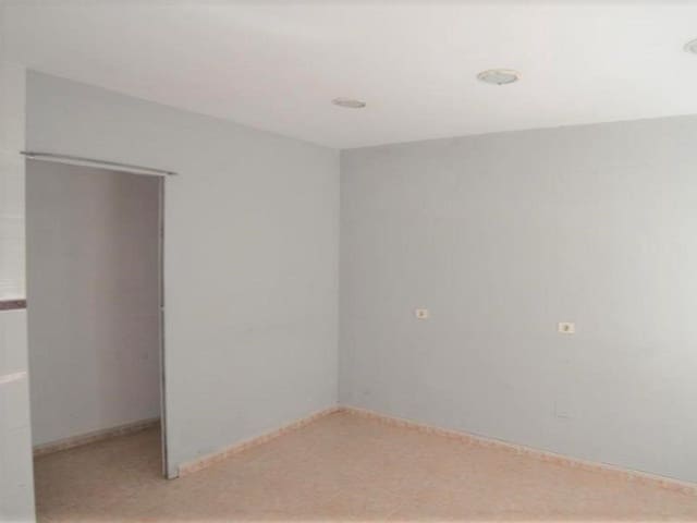 Local Comercial en Boiro en venta - 90.000 € (Ref: 9815727)