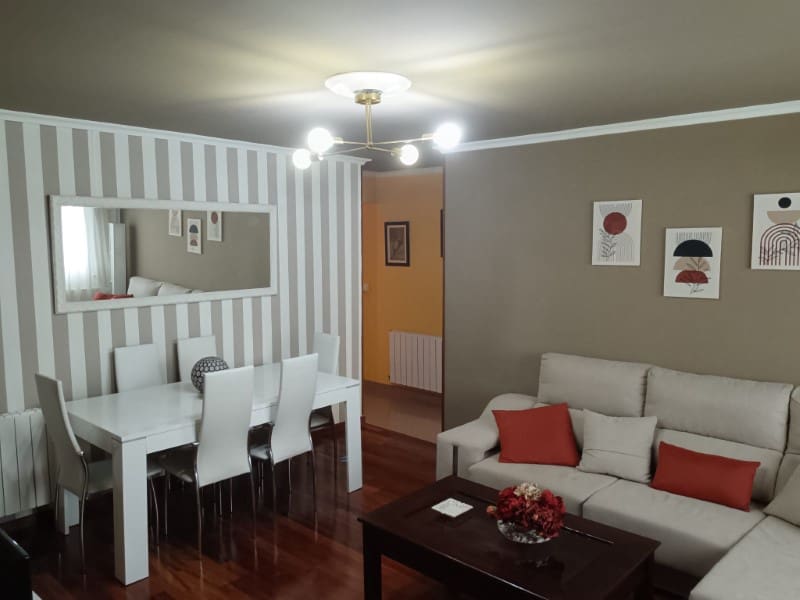 3 bedroom Flat for rent in Ferrol - € 900 (Ref: 9836193)