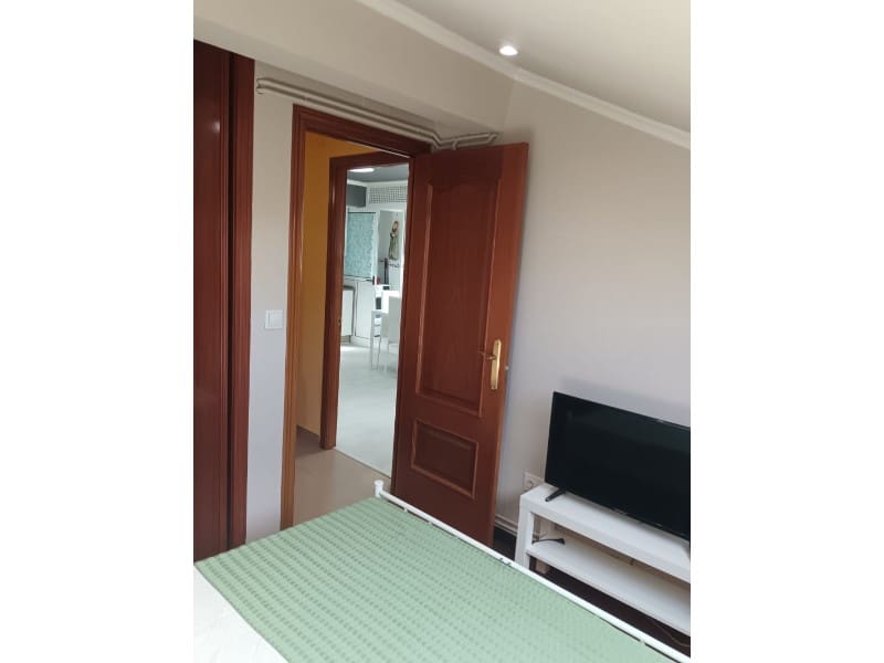3 bedroom Flat for rent in Ferrol - € 900 (Ref: 9836193)