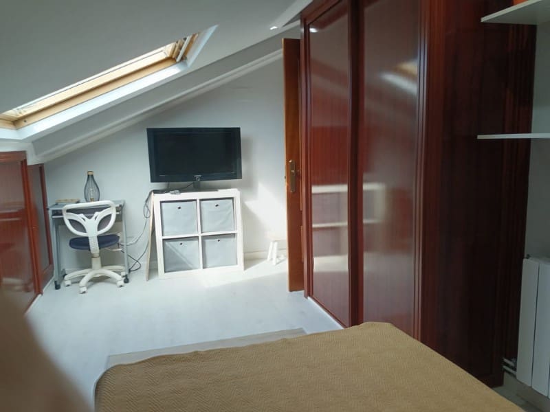 3 bedroom Flat for rent in Ferrol - € 900 (Ref: 9836193)