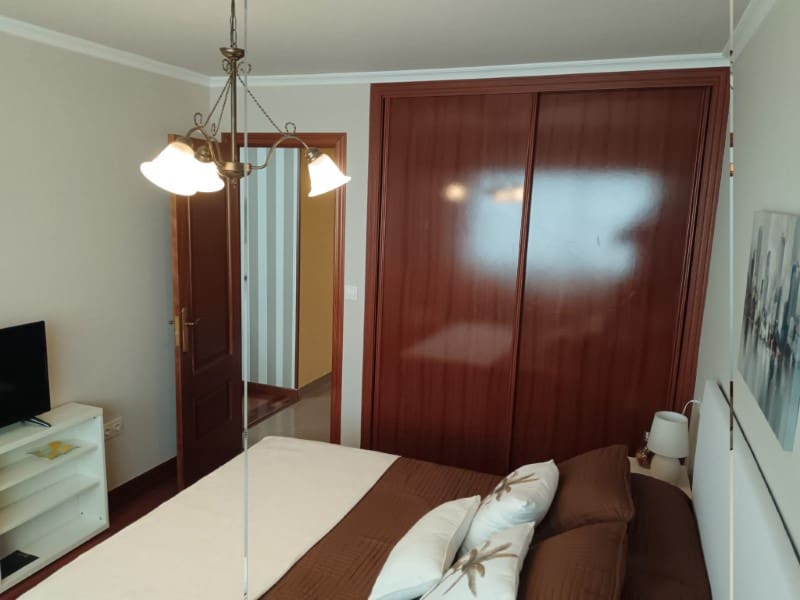 3 bedroom Flat for rent in Ferrol - € 900 (Ref: 9836193)