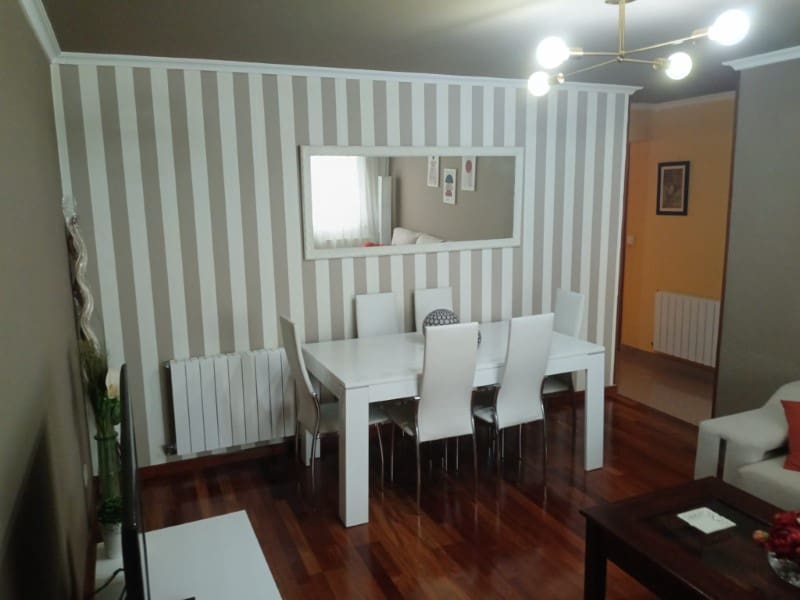 3 bedroom Flat for rent in Ferrol - € 900 (Ref: 9836193)