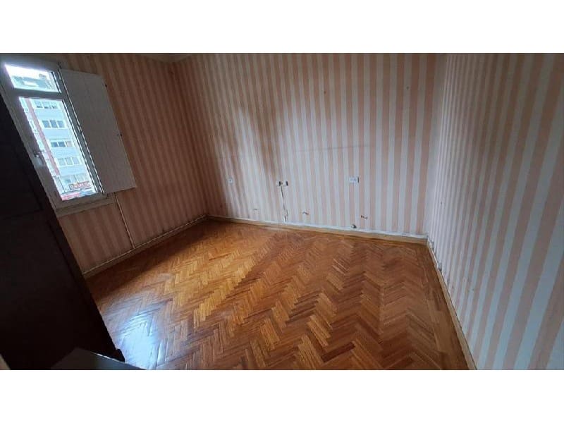 4 bedroom Flat for sale in A Coruna city - € 480,000 (Ref: 9861703)
