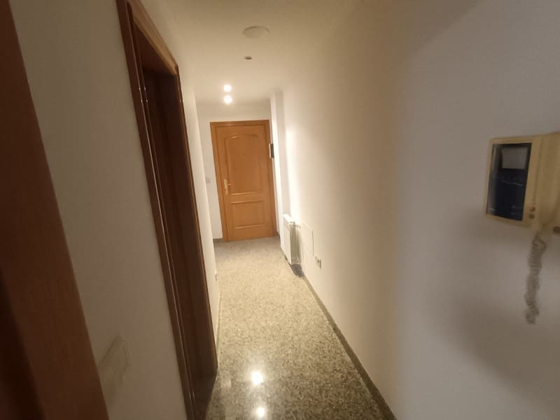 2 bedroom Flat for rent in Ferrol - € 700 (Ref: 9912754)