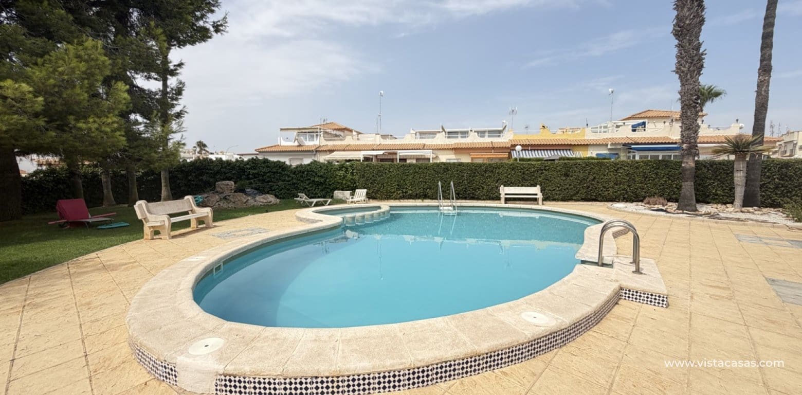 3 slaapkamer Huis te koop in La Florida met zwembad garage - € 229.000 (Ref: 10000572)