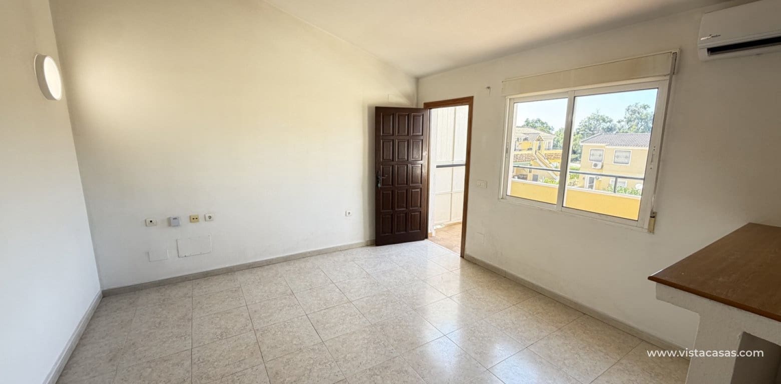 2 bedroom Apartment for sale in Villamartin with pool - € 139,995 (Ref: 10000574)