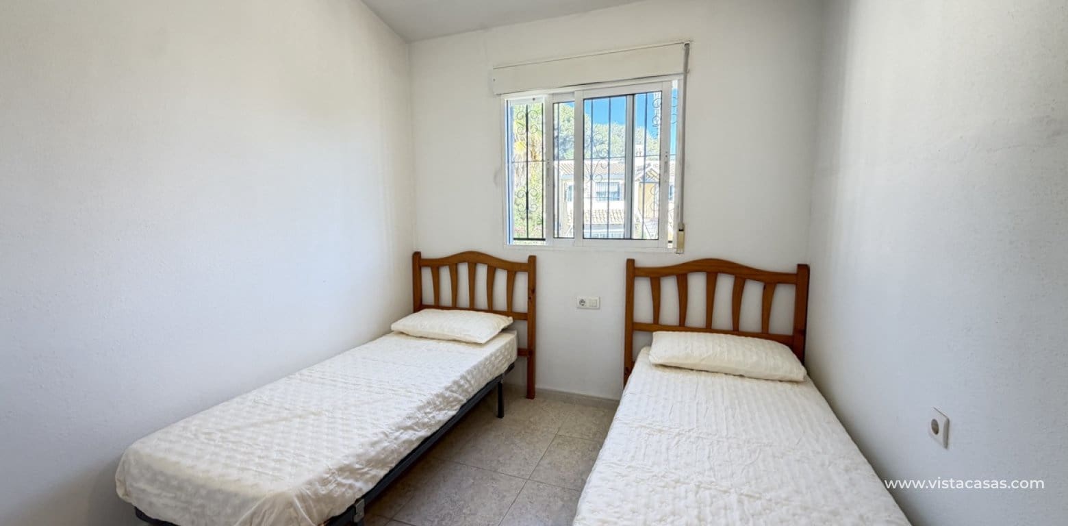 2 bedroom Apartment for sale in Villamartin with pool - € 139,995 (Ref: 10000574)