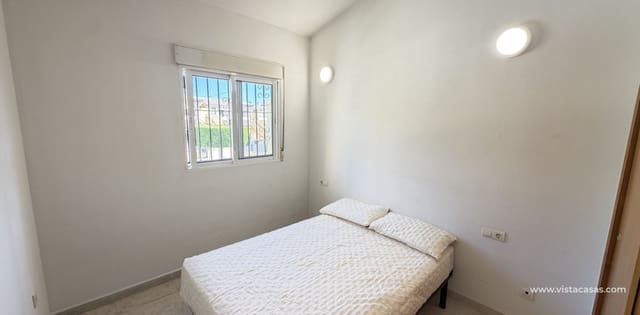 2 bedroom Apartment for sale in Villamartin, Orihuela with pool - € 139,995 (Ref: 10000574)