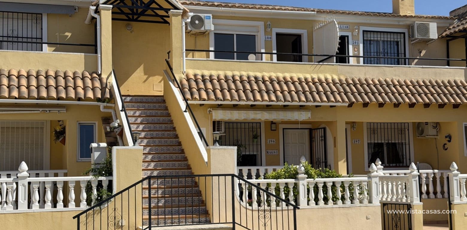 2 bedroom Apartment for sale in Villamartin with pool - € 139,995 (Ref: 10000574)