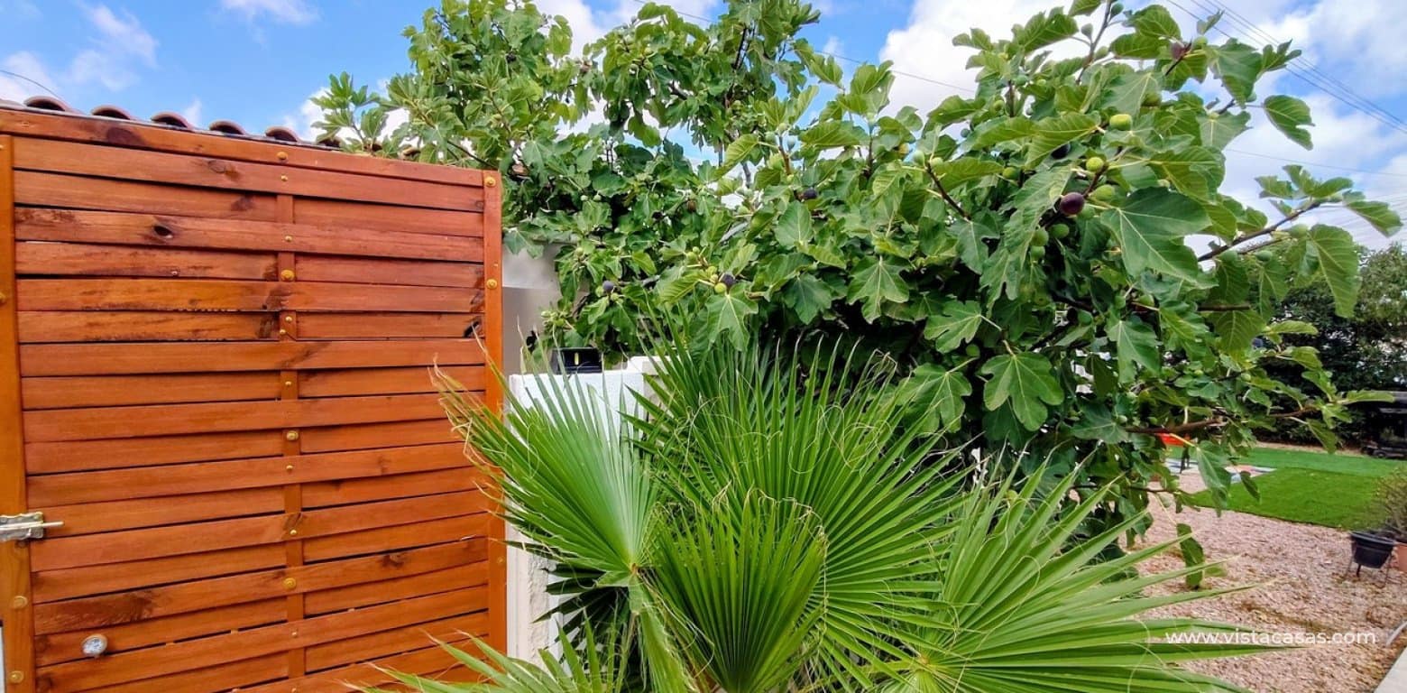 1 sypialnia Bungalow na sprzedaż w Torrevieja - 118 000 € (Ref: 10004350)