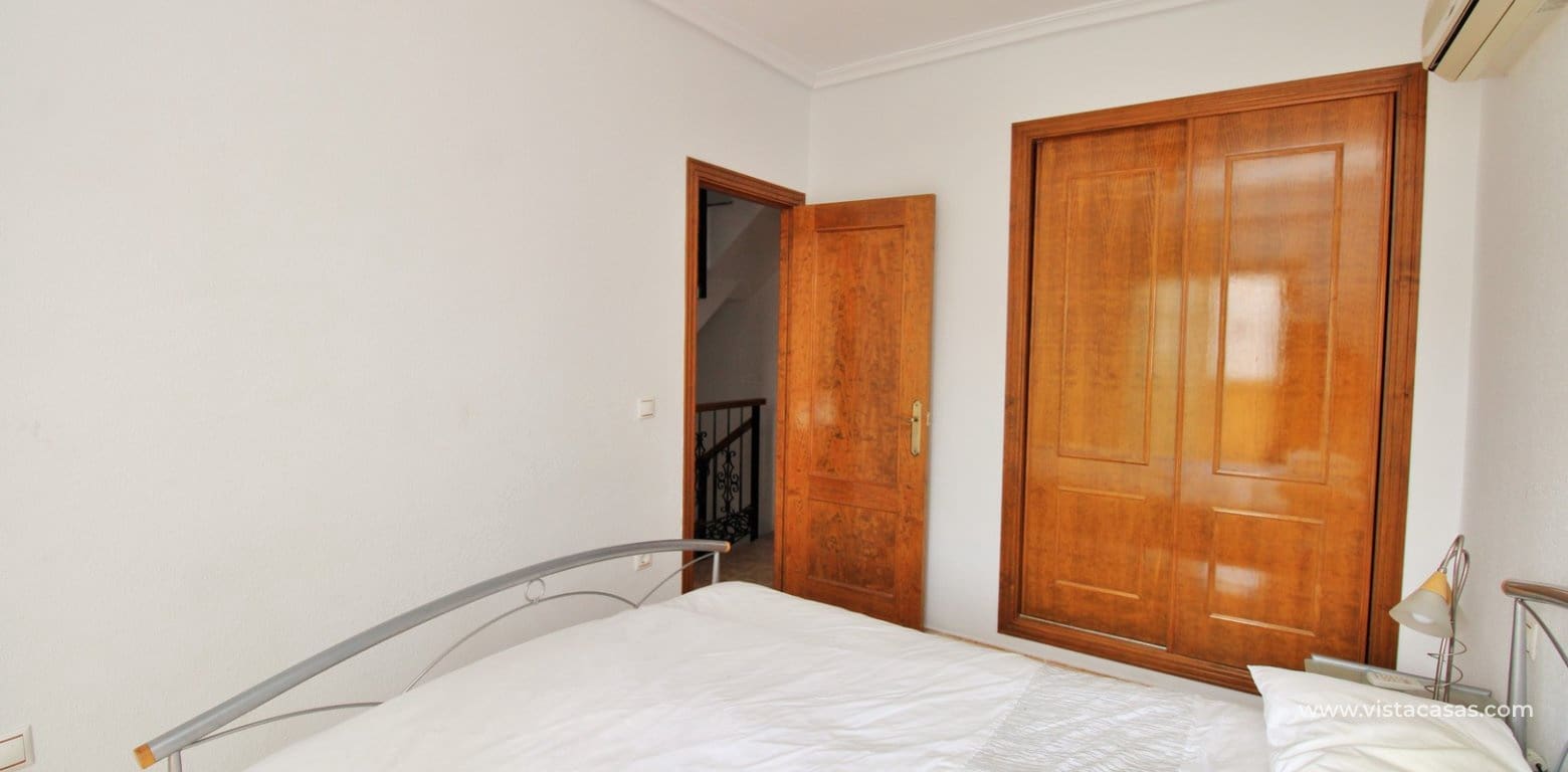 3 soveværelse Byhus til salg i Villamartin med swimmingpool garage - € 199.950 (Ref: 10004644)