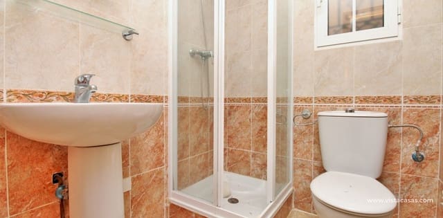 3 soveværelse Byhus til salg i Villamartin, Orihuela med swimmingpool garage - € 199.950 (Ref: 10004644)