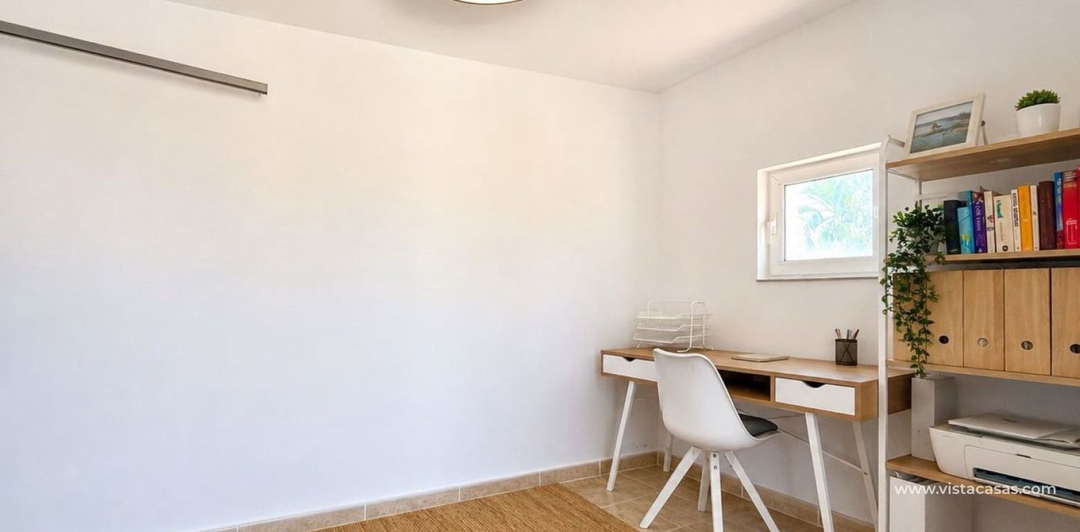 3 soverom Villa til salgs i Villamartin med svømmebasseng garasje - € 524 995 (Ref: 10006127)