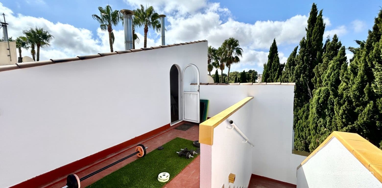 3 soverom Villa til salgs i Villamartin med svømmebasseng garasje - € 524 995 (Ref: 10006127)
