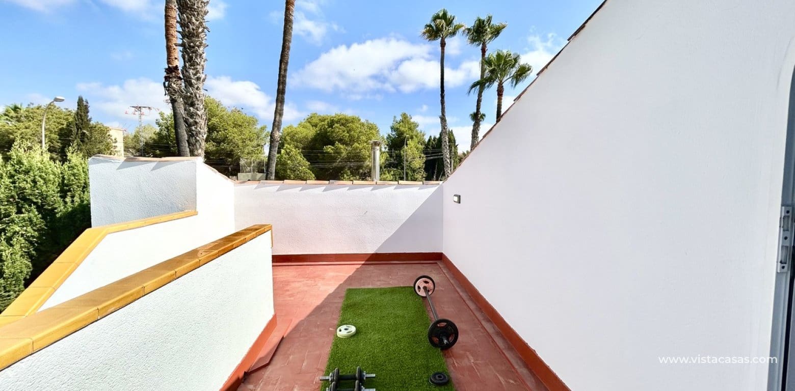3 soverom Villa til salgs i Villamartin med svømmebasseng garasje - € 524 995 (Ref: 10006127)